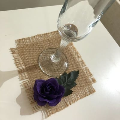 صورة طقم مفارش لطاولة الطعام
