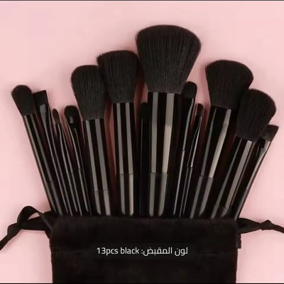 صورة مجموعة فرش مكياج ناعمة منفوشة احترافية لمستحضرات التجميل وبودرة ظلال العيون 