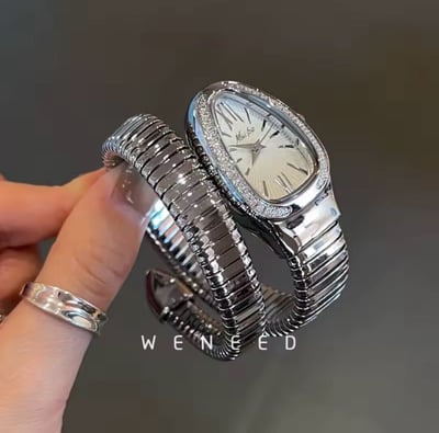 صورة Reloj Mujer 2021 جديد فاخر ساعة ذهبية المرأة ثعبان لف الساعات النساء كريستال الأفعى الإسورة سوار ساعات كوارتز 
