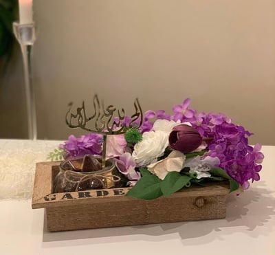 صورة تنسيق ورد مع تشوكليت